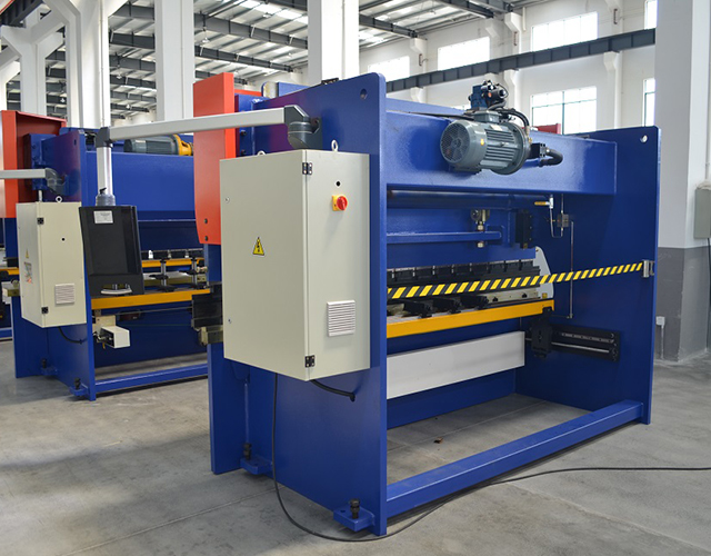 Machine de flexion en tôle hydraulique Press Frein Machine Fabricants